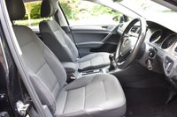USED 2015 15 VOLKSWAGEN GOLF 1.6 TDI BlueMotion Tech Match Hatchback 5dr Diesel Manual Euro 5 (s/s) (105 ps) FRONT + REAR PARKING SENSORS
