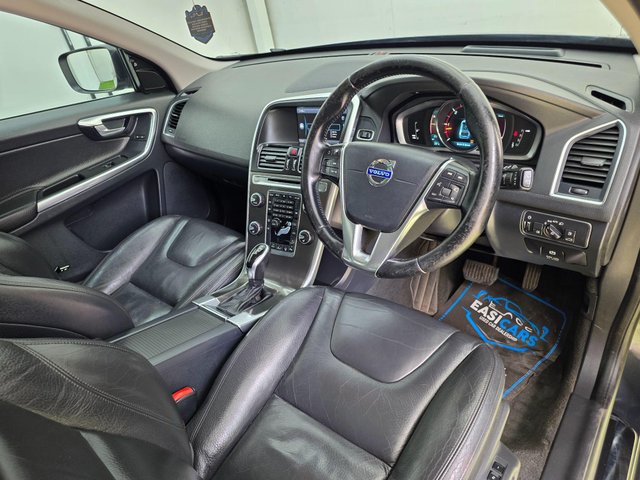 View our VOLVO XC60