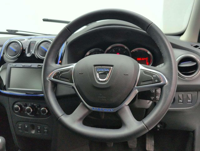 USED 2020 20 DACIA SANDERO 0.9 Sandero Stepway SE Twenty TCe 5dr CLICK+COLLECT / HOME DELIVERY