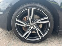 USED 2019 19 VOLVO V40 1.5 T3 R-Design Edition Hatchback 5dr Petrol Auto Euro 6 (s/s) (152 ps) 
