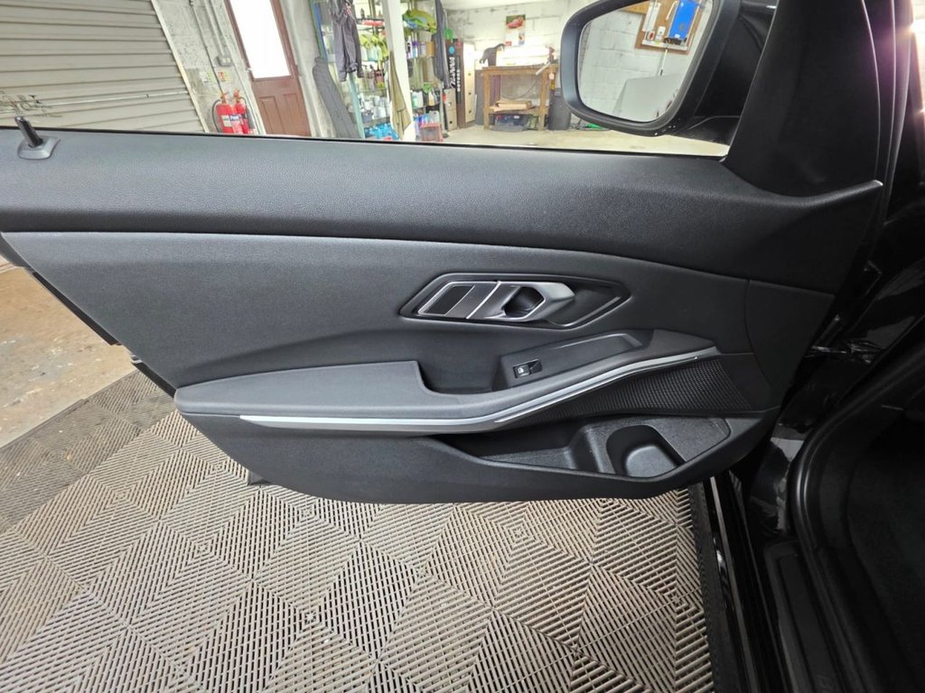 USED 2020 20 BMW 3 SERIES 2.0 318d SE Saloon 4dr Diesel Auto Euro 6 (s/s) (150 ps) BMW ConnectedDrive online services