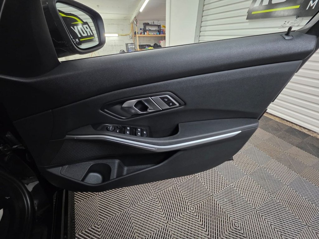 USED 2020 20 BMW 3 SERIES 2.0 318d SE Saloon 4dr Diesel Auto Euro 6 (s/s) (150 ps) BMW ConnectedDrive online services