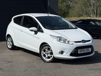 2011 FORD FIESTA