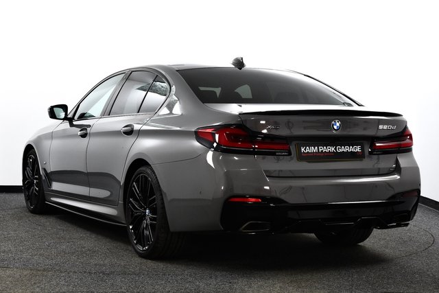 USED 2022 22 BMW 5 SERIES 2.0 520d MHT M Sport Saloon 4dr Diesel Hybrid Steptronic xDrive Euro 6 (s/s) (190 ps) &pound;7k Extras | MPro/Aero/20"s +