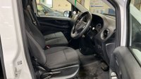 USED 2022 72 MERCEDES-BENZ EVITO 100kWh PRO Tourer Double Cab 5dr Electric Auto FWD L2 (8Seat) (204 ps) +++1 OWNER FROM NEW+++