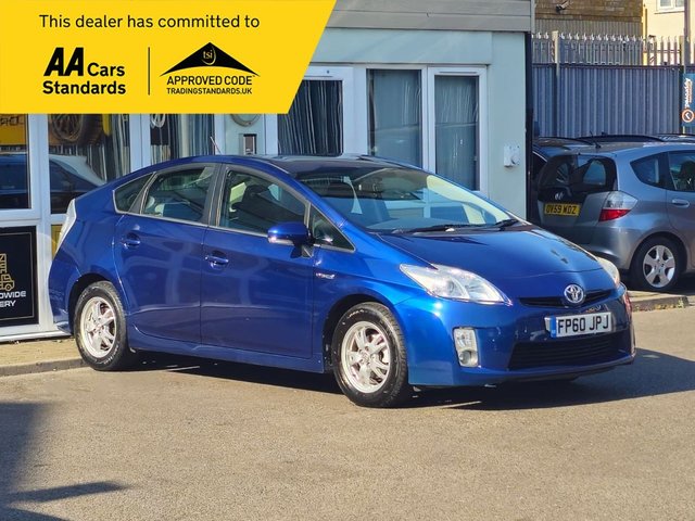View our Toyota Prius 1.8 VVT-h T3 Hatchback 5dr Petrol Hybrid CVT Euro 5 (s/s) (136 ps)