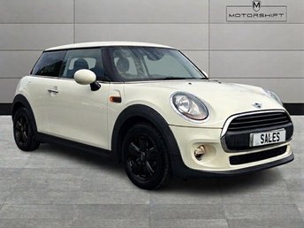 2017 MINI HATCH