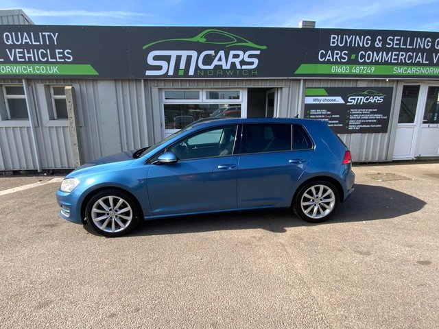 View our VOLKSWAGEN GOLF