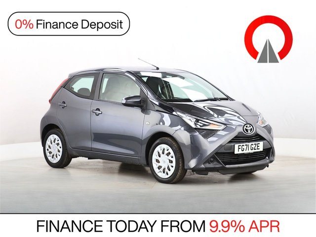 View our Toyota Aygo 1.0 VVT-i x-play Hatchback 5dr Petrol x-shift Euro 6 (Safety Sense) (71 ps)