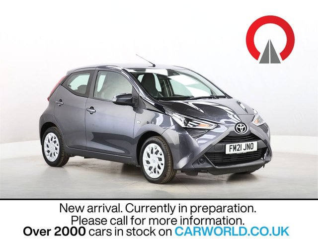 View our Toyota Aygo 1.0 VVT-i x-play Hatchback 5dr Petrol x-shift Euro 6 (Safety Sense) (71 ps)
