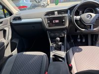 USED 2018 18 VOLKSWAGEN TIGUAN 2.0 TDI SE Navigation SUV 5dr Diesel Manual Euro 6 (s/s) (150 ps) 