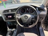USED 2018 18 VOLKSWAGEN TIGUAN 2.0 TDI SE Navigation SUV 5dr Diesel Manual Euro 6 (s/s) (150 ps) 