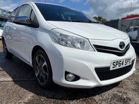 USED 2014 64 TOYOTA YARIS 1.33 Dual VVT-i Trend Hatchback 5dr Petrol Manual Euro 5 (99 ps) SAT NAV + HD CAMERA + FSH + AC + LOW INSURANCE + CRUISE