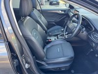 USED 2019 69 FORD FOCUS 1.5 EcoBlue Active X Estate 5dr Diesel Manual Euro 6 (s/s) (120 ps) SAT NAV -- CARPLAY -- CRUISE -- F+R PARKING SENSORS -- CAMERA