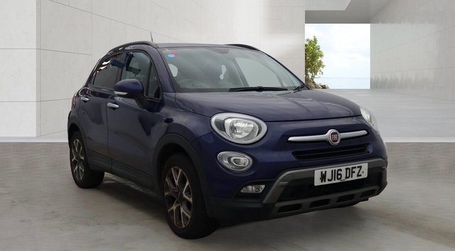 View our Fiat 500x 1.4 MultiAir Cross SUV 5dr Petrol Manual Euro 6 in Blue