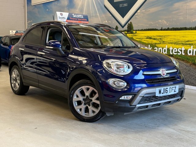 View our Fiat 500x 1.4 MultiAir Cross SUV 5dr Petrol Manual Euro 6 in Blue