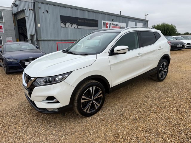 View our Nissan Qashqai 1.3 DIG-T N-Connecta SUV 5dr Petrol Manual Euro 6 (s/s) (140 ps)