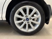 USED 2017 17 FORD B-MAX 1.5 TDCi Titanium Navigator MPV 5 Door Diesel Manual White Euro 6  8 SERVICES+AUTO LIGHTS+JUNE 27 MOT