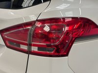 USED 2017 17 FORD B-MAX 1.5 TDCi Titanium Navigator MPV 5 Door Diesel Manual White Euro 6  8 SERVICES+AUTO LIGHTS+JUNE 27 MOT