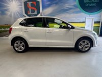 USED 2016 VOLKSWAGEN POLO 1.2 TSI BlueMotion Tech Match Hatchback 5 door Petrol Manual Euro 6 in White  PARKING SENSORS+PRIV GLASS+USB+AUX