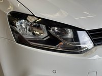USED 2016 VOLKSWAGEN POLO 1.2 TSI BlueMotion Tech Match Hatchback 5 door Petrol Manual Euro 6 in White  PARKING SENSORS+PRIV GLASS+USB+AUX