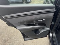 USED 2022 22 HYUNDAI TUCSON 1.6 T-GDi SE Connect SUV 5dr Petrol Manual Euro 6 (s/s) (150 ps) 1 Owner - Bluetooth Connectivity - Rear Parking Sensors - Reversing Camera - Cruise Control with Speed Limiter - Dual-Zone Climate Control - Electric Front & Rear Windows
