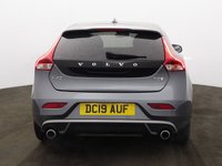 USED 2019 19 VOLVO V40 2.0 T2 R-Design Edition Hatchback 5dr Petrol Manual Euro 6 (s/s) (122 ps) REAR CAMERA | CRUISE CONTROL