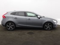 USED 2019 19 VOLVO V40 2.0 T2 R-Design Edition Hatchback 5dr Petrol Manual Euro 6 (s/s) (122 ps) REAR CAMERA | CRUISE CONTROL