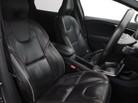 USED 2019 19 VOLVO V40 2.0 T2 R-Design Edition Hatchback 5dr Petrol Manual Euro 6 (s/s) (122 ps) REAR CAMERA | CRUISE CONTROL