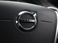 USED 2019 19 VOLVO V40 2.0 T2 R-Design Edition Hatchback 5dr Petrol Manual Euro 6 (s/s) (122 ps) REAR CAMERA | CRUISE CONTROL