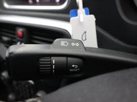 USED 2019 19 VOLVO V40 2.0 T2 R-Design Edition Hatchback 5dr Petrol Manual Euro 6 (s/s) (122 ps) REAR CAMERA | CRUISE CONTROL
