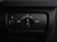 USED 2019 19 VOLVO V40 2.0 T2 R-Design Edition Hatchback 5dr Petrol Manual Euro 6 (s/s) (122 ps) REAR CAMERA | CRUISE CONTROL