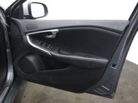 USED 2019 19 VOLVO V40 2.0 T2 R-Design Edition Hatchback 5dr Petrol Manual Euro 6 (s/s) (122 ps) REAR CAMERA | CRUISE CONTROL