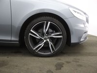 USED 2019 19 VOLVO V40 2.0 T2 R-Design Edition Hatchback 5dr Petrol Manual Euro 6 (s/s) (122 ps) REAR CAMERA | CRUISE CONTROL