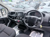 USED 2024 24 PEUGEOT BOXER White 2.2 BlueHDi 335 Professional Premium+ L3 H3 van, 2,500 miles, Euro 6, Sat nav, Touchscreen, A/C, Bluetooth, Rear sensors. Plus VAT @ 20%! This 2024 Peugeot Boxer van boasts exceptionally low mileage, having covered just 2500 miles, making it a standout choice for its age. This L3 H3 Professional Premium + model is powered by an efficient 2.2L BlueHDi Euro 6 diesel engine and comes with a 3 month warranty for your peace of mind. It has had only one owner from new and features a generous 15000 litre cargo volume, perfect for substantial loads.  The Professional Premium + trim level includes a host of useful features designed to enha