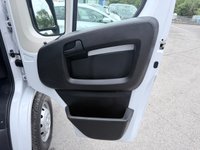 USED 2024 24 PEUGEOT BOXER White 2.2 BlueHDi 335 Professional Premium+ L3 H3 van, 2,500 miles, Euro 6, Sat nav, Touchscreen, A/C, Bluetooth, Rear sensors. Plus VAT @ 20%! This 2024 Peugeot Boxer van boasts exceptionally low mileage, having covered just 2500 miles, making it a standout choice for its age. This L3 H3 Professional Premium + model is powered by an efficient 2.2L BlueHDi Euro 6 diesel engine and comes with a 3 month warranty for your peace of mind. It has had only one owner from new and features a generous 15000 litre cargo volume, perfect for substantial loads.  The Professional Premium + trim level includes a host of useful features designed to enha