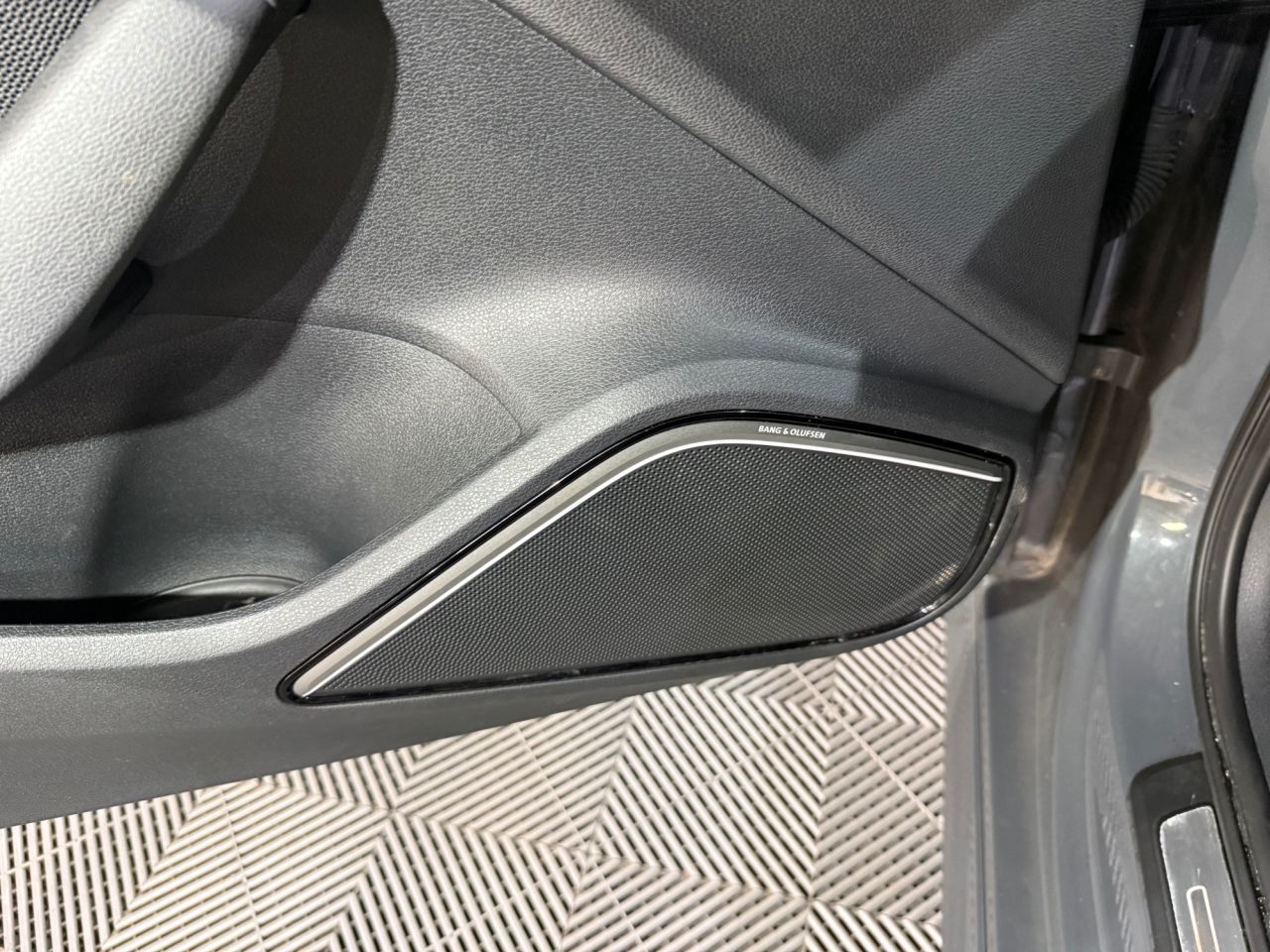 2017 67 AUDI S3