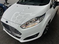 USED 2016 66 FORD FIESTA 1.0T EcoBoost Zetec White Edition Hatchback 5dr Petrol Manual Euro 6 (s/s) (100 ps) BLUETOOTH + HEATED WINDSCREEN
