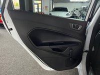 USED 2016 66 FORD FIESTA 1.0T EcoBoost Zetec White Edition Hatchback 5dr Petrol Manual Euro 6 (s/s) (100 ps) BLUETOOTH + HEATED WINDSCREEN