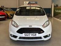 USED 2017 17 FORD FIESTA 1.6T EcoBoost ST-3 Hatchback 3dr Petrol Manual Euro 6 in White HEATED SEATS+PRIVACY GLASS+CD