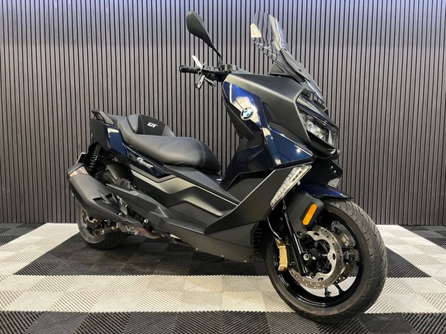 View our BMW C 400 GT