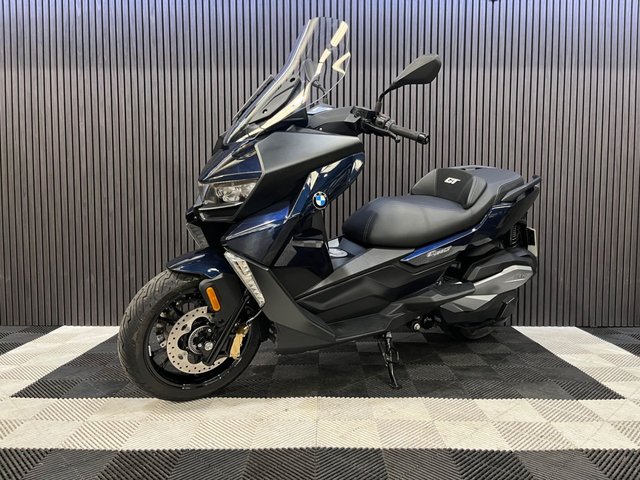 View our BMW C 400 GT