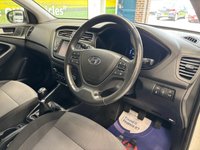 USED 2019 19 HYUNDAI I20 1.2 Premium Nav Hatchback 5 door Petrol Manual Euro 6 in White PARK SENSORS+REVERSE CAM+BLUETOOTH