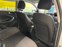 USED 2019 19 HYUNDAI I20 1.2 Premium Nav Hatchback 5 door Petrol Manual Euro 6 in White PARK SENSORS+REVERSE CAM+BLUETOOTH