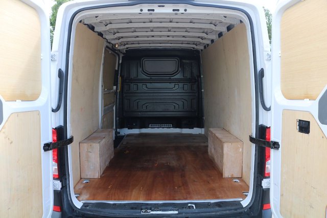 View our VOLKSWAGEN CRAFTER