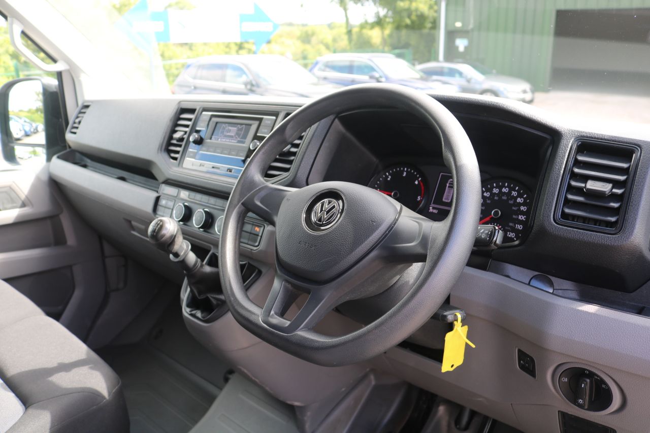 2024 VOLKSWAGEN CRAFTER 2.0 TDI CR30 Startline Panel Van 5dr Diesel Manual FWD MWB High Roof Euro 6 - vehicle photo 10 for sale on PureCar