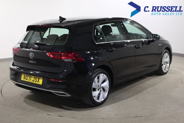 View our VOLKSWAGEN GOLF