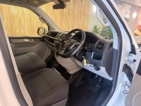 USED 2017 67 VOLKSWAGEN TRANSPORTER 2.0 BiTDI T32 BlueMotion Tech Highline Panel Van 5dr Diesel DSG 4Motion LWB Euro 6 (s/s) (204 ps) VERY RARE 4X4 MODEL !