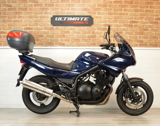 View our YAMAHA XJ900 DIVERSION