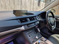 USED 2017 67 LEXUS CT 1.8 200h Premier Hatchback 5dr Petrol Hybrid CVT Euro 6 (s/s) (136 ps) ** WE OFFER FINANCE ON THIS CAR **